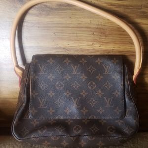 Louis Vuitton style purse